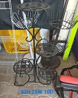 4 tier plant stand in Stuttgart, GE