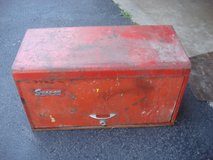 BIG OLD HEAVY SNAP-ON TOOL BOX in Oswego, Illinois