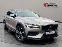 2025 Volvo V60 Cross Country B5 Plus AWD in Stuttgart, GE