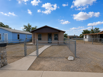 3 bed / 1 bath refrigerated air in Alamogordo, New Mexico