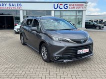 2025 Toyota Sienna XLE Hybrid in Ramstein, Germany