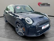 2022 MINI Cooper S Hardtop 4 Door in Ramstein, Germany