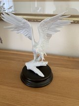 For sale: a high-quality "Bald Eagle" porcelain figurine by AK Kaiser. in Grafenwoehr, GE