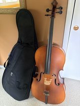 Full size cello and case in Batavia, Illinois