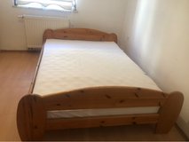 Queen size bed in very good condition smoker and pet free house I can delivery and set up the bed in Ramstein, Germany
