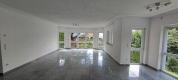 Luxury Modern Maisonette Apartment in Kaiserslautern-Erlenbach in Ramstein, Germany