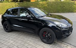 2017 Porsche Macan in Grafenwoehr, GE