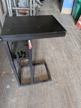 End table / stand in Alamogordo, New Mexico