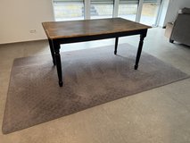 5’ x 7’ Rug in Ramstein, Germany