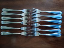 Vintage International Stainless China  12 Oyster, cocktail , pastry  forks in Alamogordo, New Mexico