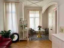 2BR I Design I Historic Ambience I RMCC I City in Wiesbaden, GE