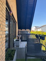 by Jess: 2 BR apartment - 8 mi to Clay in Wiesbaden, GE