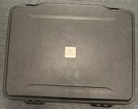 Pelican 1085 HardBack Waterproof Crushproof 14” Laptop Computer Case Black in Biloxi, Mississippi