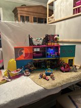 LOL SURPRISE CLUBHOUSE PLAYSET in Leesville, Louisiana