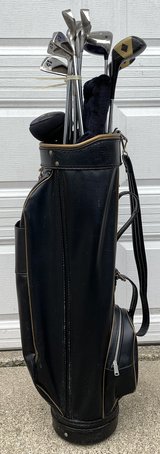 Golf Club Bundle #2- MacGregor Bag - RH Men's 3 Woods / Driver & 8 Irons in Bolingbrook, Illinois