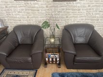 Set of 2 Leather Chairs in Ramstein, Germany
