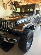 2023 Jeep Gladiator Overland in Ramstein, Germany