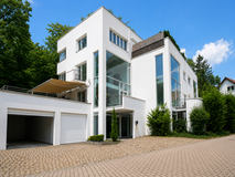 by Jess: 1 BR plus office/hobby on Parkstraße Wiesbaden - 6 mi to Clay in Wiesbaden, GE