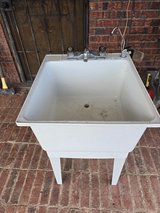 Laundry basin in Alamogordo, New Mexico