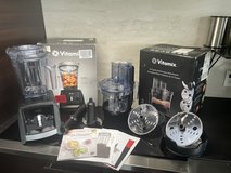 Vitamix A2300 Ascent 64oz Blender w/Food Processor in Okinawa, Japan