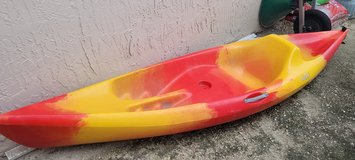 9'5" OT Sport Helix Recreational Kayak w/ Paddle & Seat Pad in Saint Petersburg, Florida