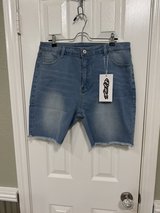Bermuda Shorts. NEW in Kingwood, Texas