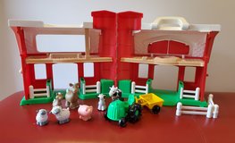Fisher-Price Barn and accessories in Joliet, Illinois