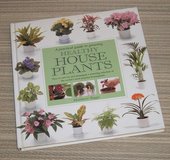 Vintage 1996 A Practical Guide to Growing Healthy Houseplants Hard Cover Book in Plainfield, Illinois