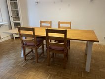 Farm table in Wiesbaden, GE