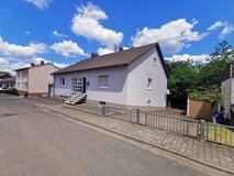 [ID: 2420] Schmalenberg, detached house, 6 bedr., 2 bathr., fireplace, kitchen, yard, garage in Ramstein, Germany