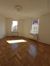 For Rent – Fully Modernized, Bright Historic Apartment in Stuttgart-Süd (3rd Floor) Location: Im... in Stuttgart, GE