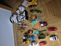 Lot of toys (eine Menge speilzung) in Wiesbaden, GE