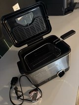 Cuisinart Compact Deep Fryer in Baumholder, GE