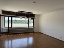 Huge Terrace- 3R Apartment (100sqm)- 10mins to Stuttgart City and Patch in Stuttgart, GE
