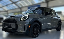2022 MINI COOPER S HARDTOP 4-DOOR in Spangdahlem, Germany