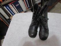 Childs Boots size 1 in Aurora, Illinois