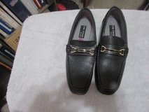 Black Mens Shoes size 13 in Oswego, Illinois