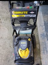 BRIGGS& STRATTON 650 Power Washer in Fort Leonard Wood, Missouri