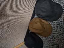 3 men hats in Wiesbaden, GE