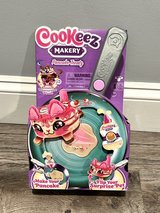 NEW Cookeez Makery Pancake Treatz playset. in Naperville, Illinois