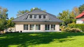4BR / 2BA detached house garage huge yard fireplace fitted kitchen 10min to Wiesbaden in Wiesbaden, GE