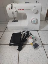 sewing machine singer in Wiesbaden, GE