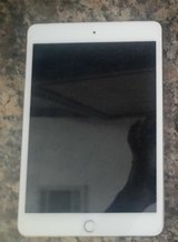 Apple iPad mini 4 A1538 64 GB, Wi-Fi + 4G, 7.9 in - Gold - READ DESCRIPTION in Byron, Georgia