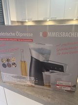 Rommelsbacher OP 700 Emilio Electric Cold Press Oil Maker – 650W (Used once) in Wiesbaden, GE