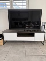 High-End Modern XOOON "Glasgow" Living Room Set (Sideboard, TV Lowboard, Highboard, Coffee Table) in Wiesbaden, GE
