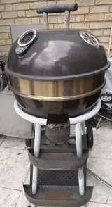 Jamie Oliver Holzkohlengrill, muss gereinigt werden in Ramstein, Germany