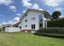 Big house with yard and AC in Ramstein, Germany