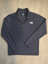 MEN'S NORTH FACE QUARTER ZIP in Oswego, Illinois