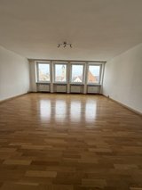 Geräumige 90 m² große Wohnung in der Innenstadt im historischen Weiden in Grafenwoehr, GE
