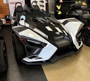 2025 Polaris Slingshot SLR AutoDrive in Chicago, Illinois